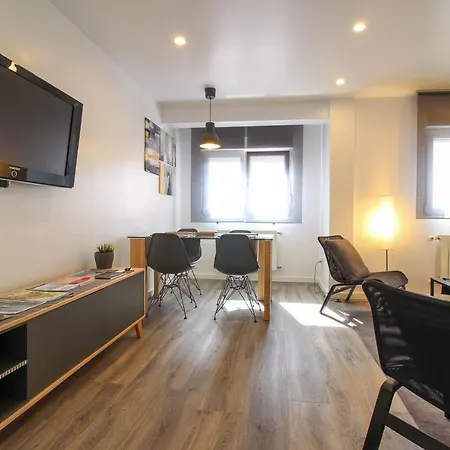 Apartamento Centrico Con Aparcamiento Santander Exterior photo